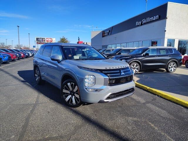 2026 Mitsubishi Outlander SEL FWD