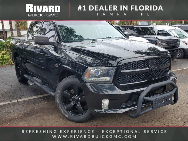 2015 RAM 1500 Express Crew Cab RWD