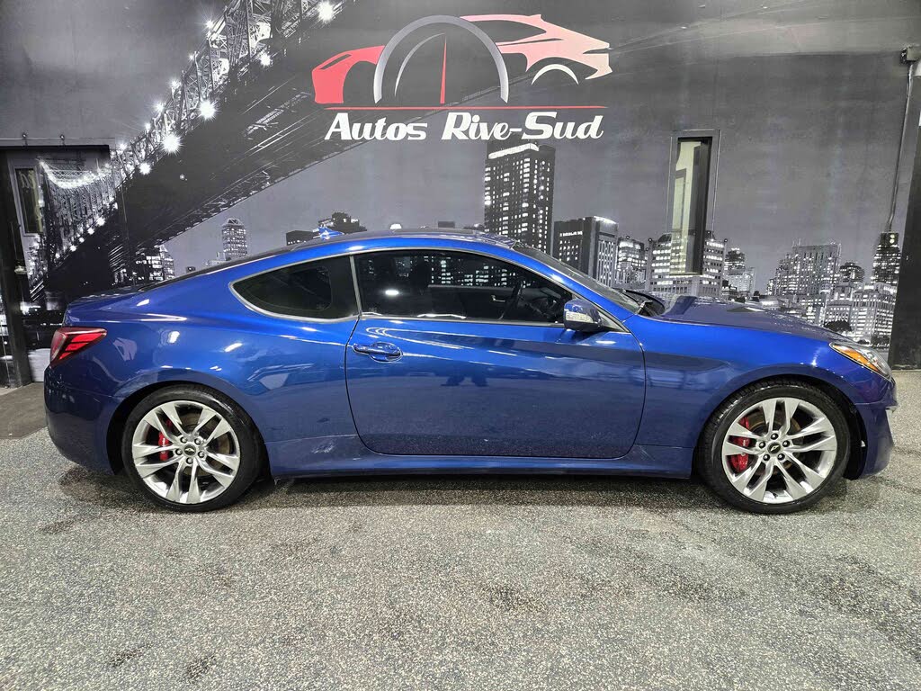 2016 Hyundai Genesis Coupe 3.8 GT RWD