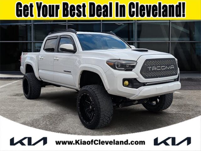 2016 Toyota Tacoma Double Cab V6 SR 4WD