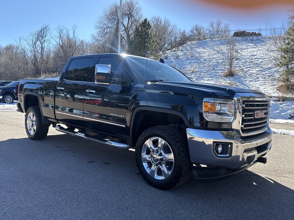 2017 GMC Sierra 2500HD SLT Crew Cab SB 4WD