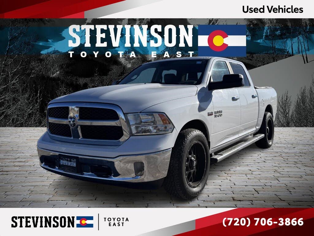 2017 RAM 1500 SLT Crew Cab 4WD