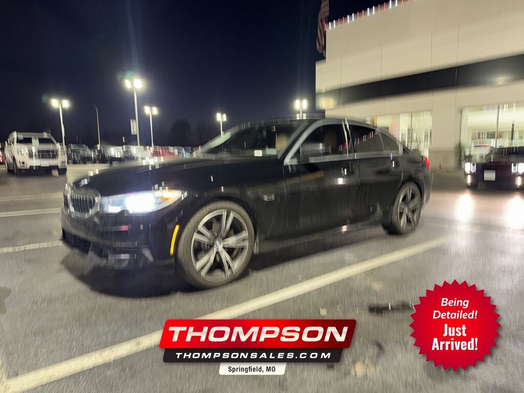 2022 BMW 3 Series 330e xDrive Hybrid Plug-in AWD