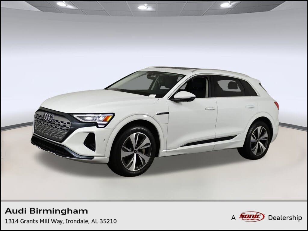 2024 Audi Q8 e-tron quattro Premium Plus AWD