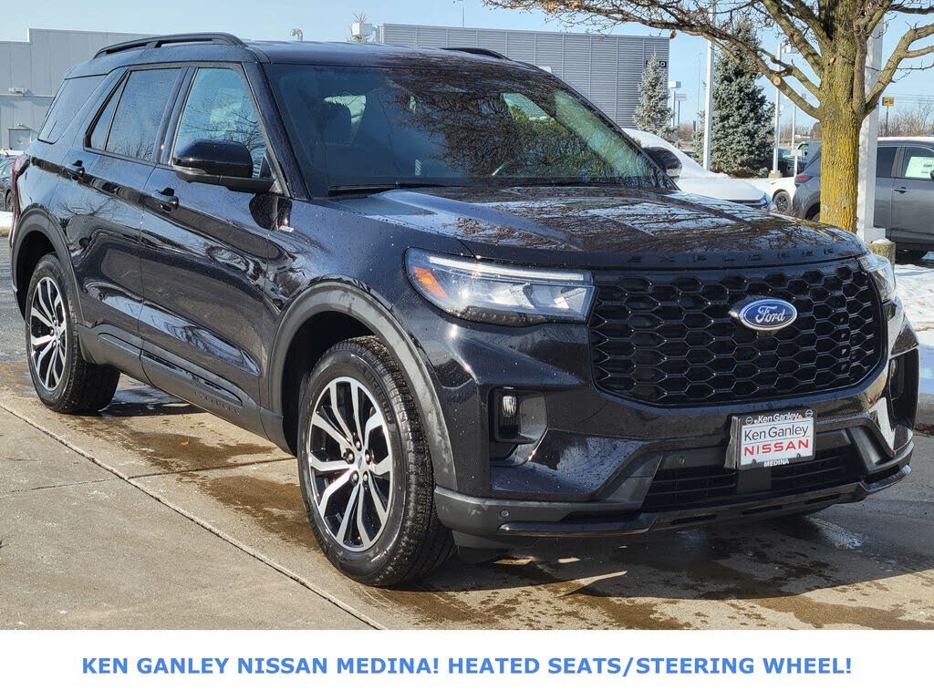 2025 Ford Explorer ST-Line AWD