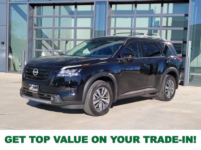 2025 Nissan Pathfinder SL 4WD