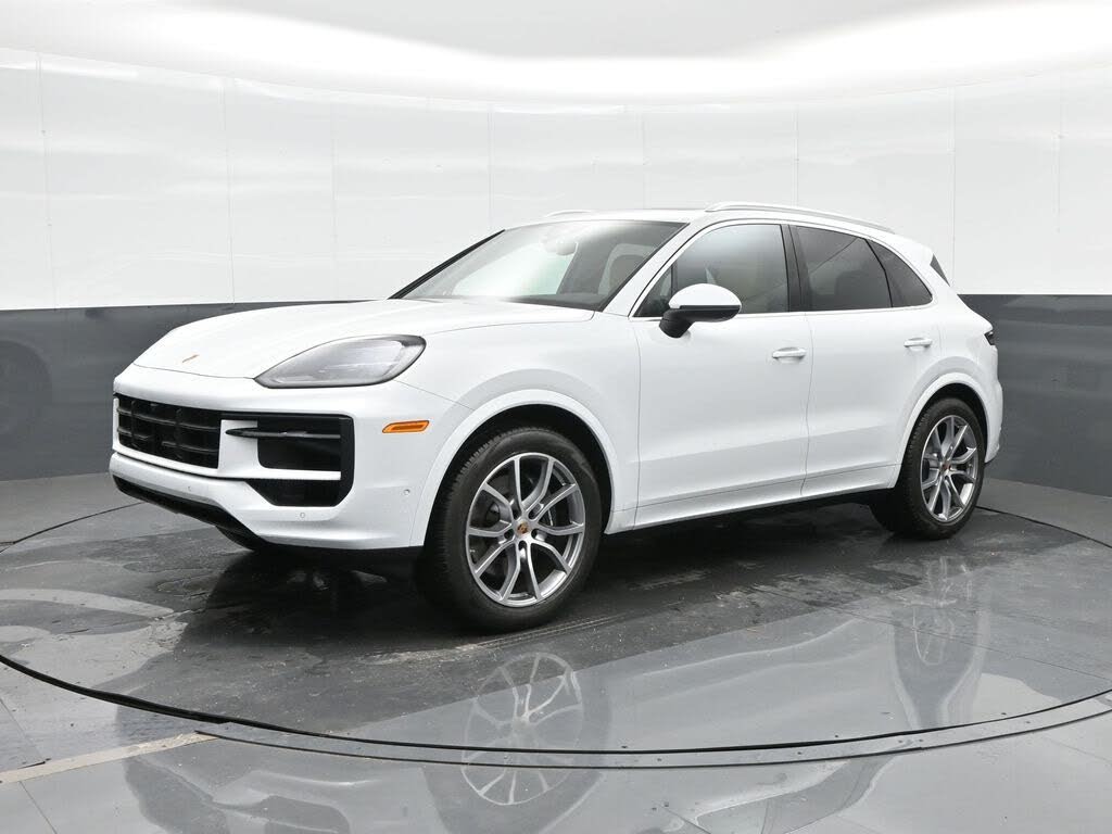 2025 Porsche Cayenne AWD
