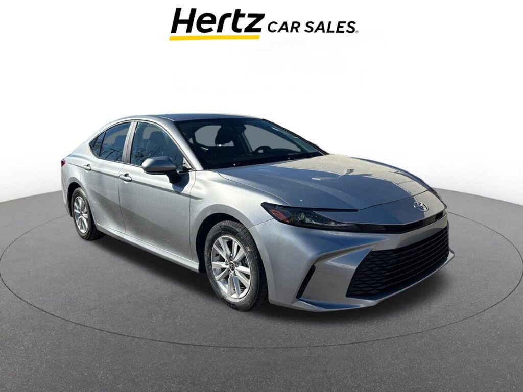 2025 Toyota Camry LE FWD