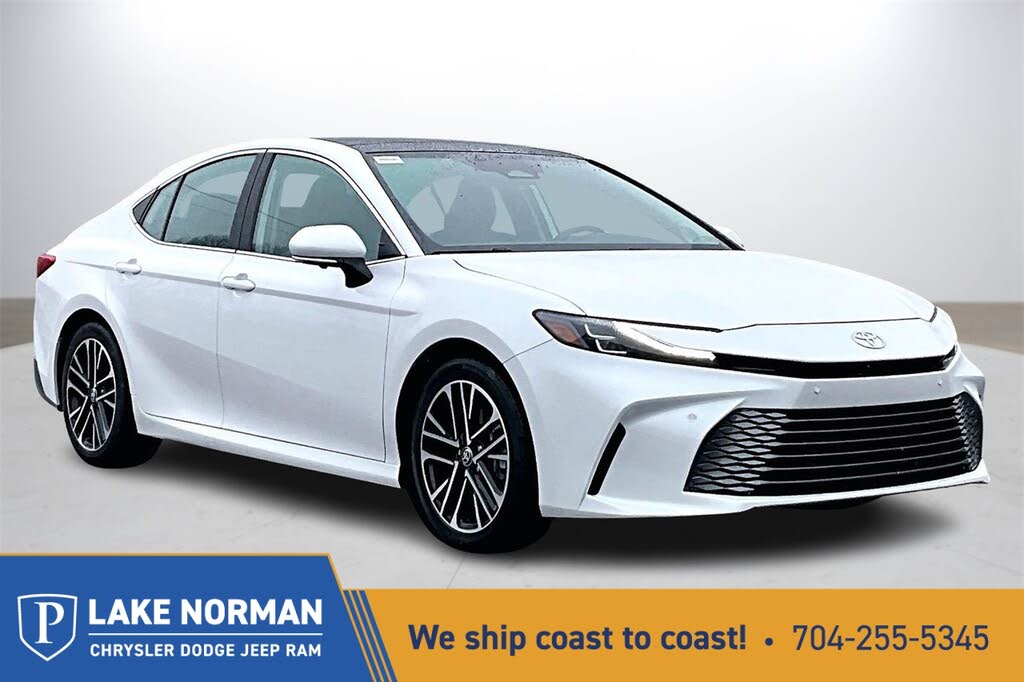 2025 Toyota Camry XLE FWD
