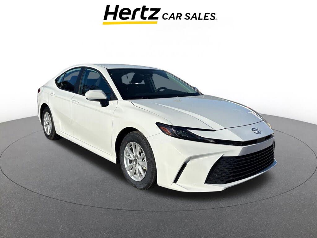 2025 Toyota Camry LE FWD