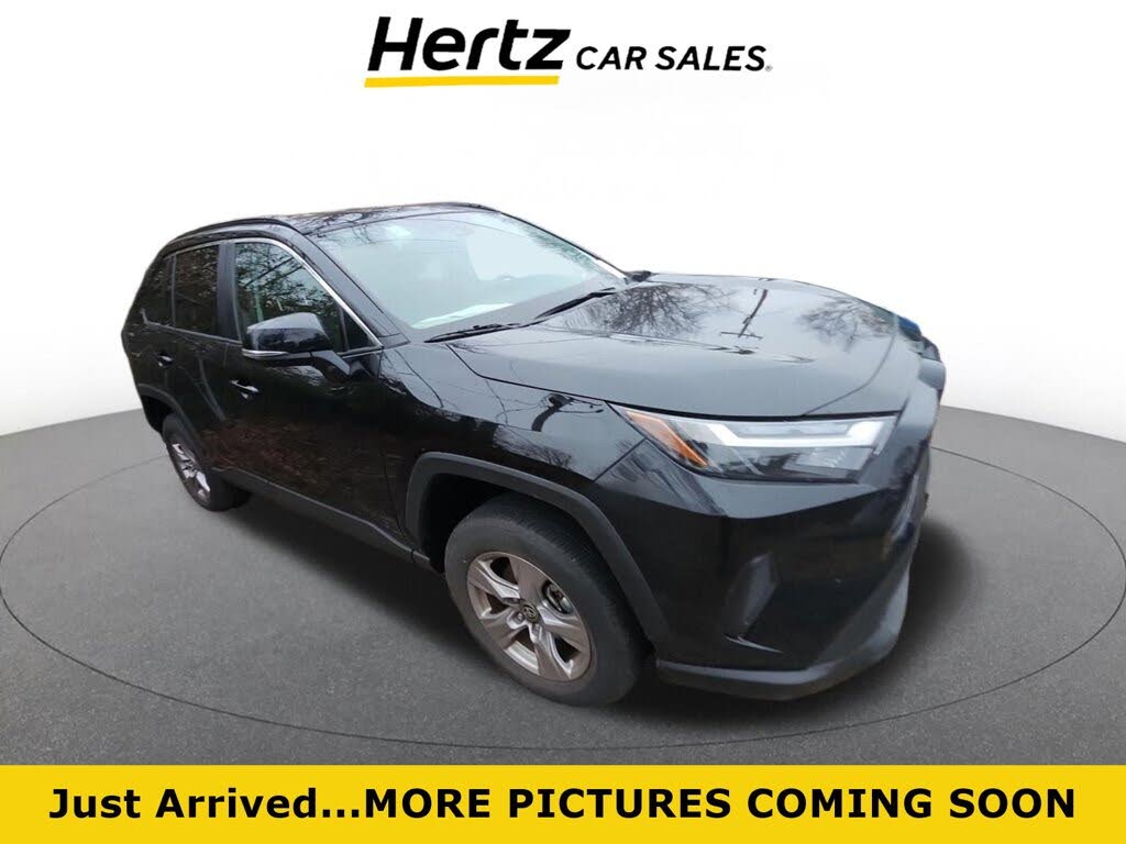 2025 Toyota RAV4 XLE FWD