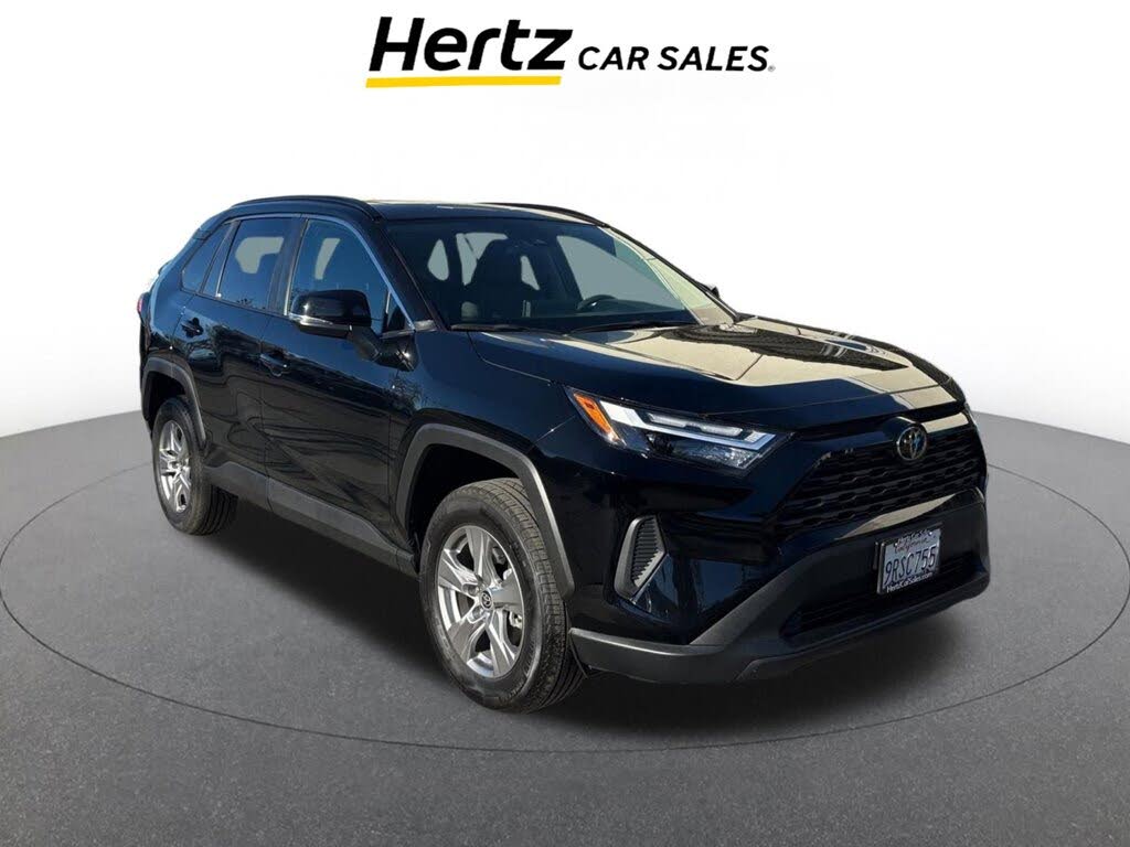 2025 Toyota RAV4 XLE AWD