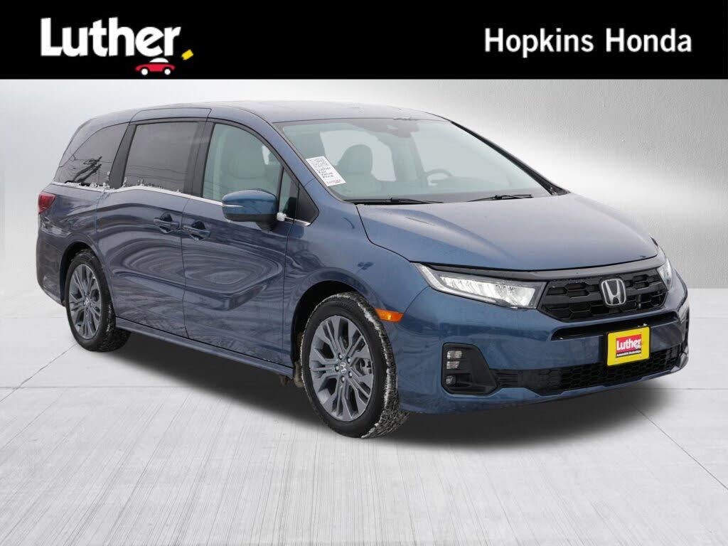 2026 Honda Odyssey Touring FWD