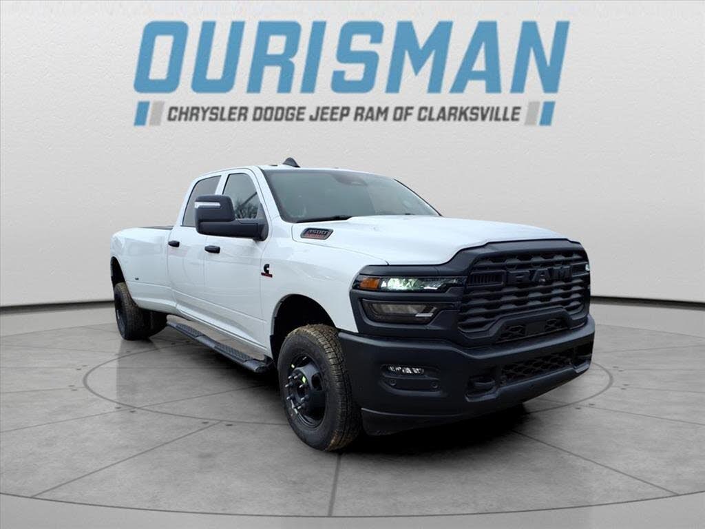 2026 RAM 3500 Tradesman Crew Cab LB DRW 4WD