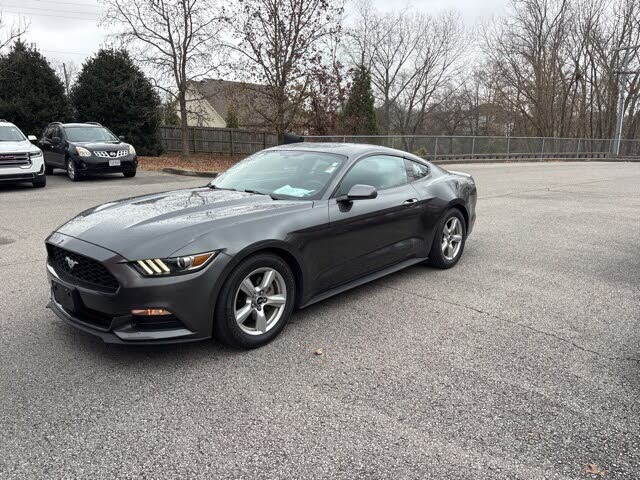 2016 Ford Mustang V6 Coupe RWD