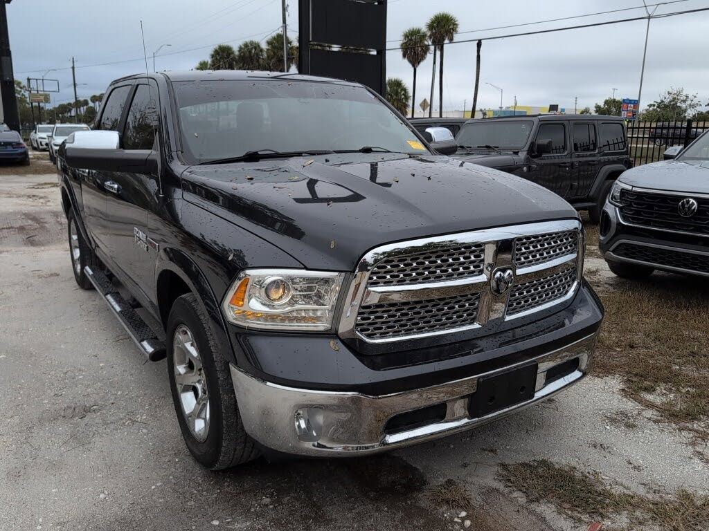 2018 RAM 1500 Laramie Crew Cab 4WD