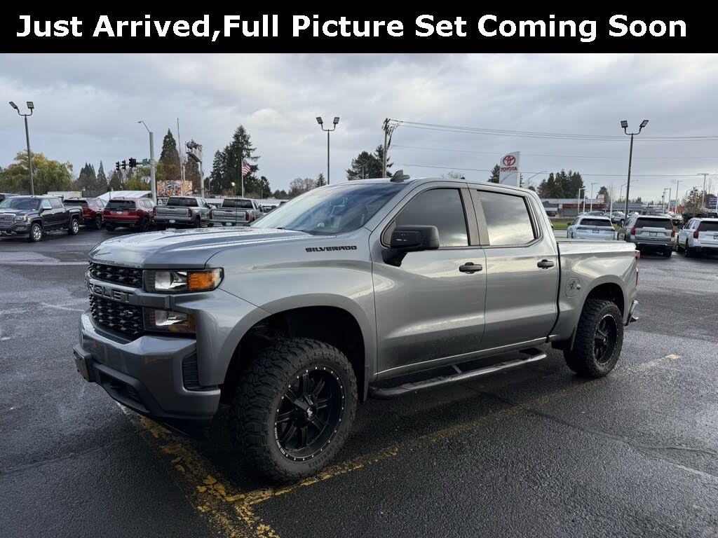 2021 Chevrolet Silverado 1500 Custom Crew Cab 4WD