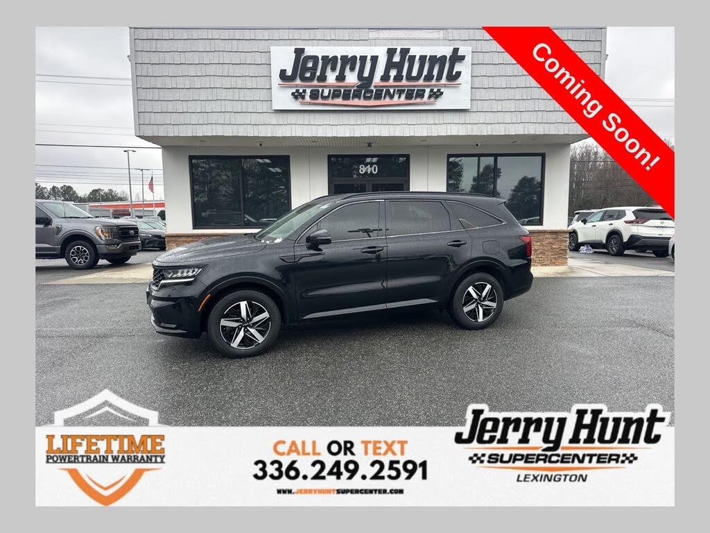 2022 Kia Sorento S FWD