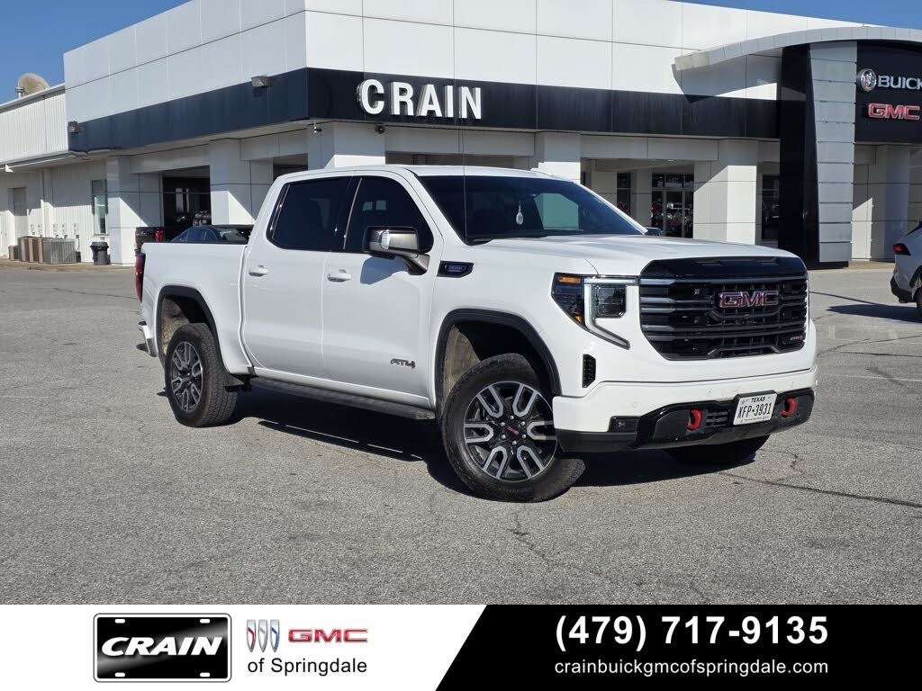 2025 GMC Sierra 1500 AT4 Crew Cab 4WD