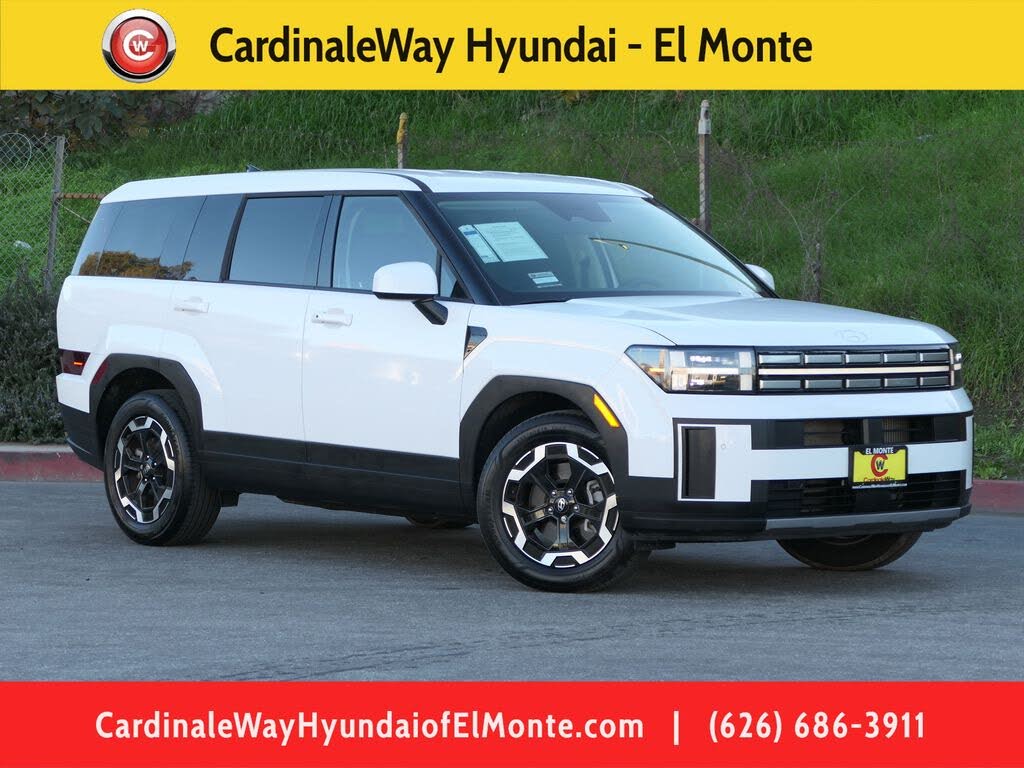 2025 Hyundai Santa Fe SE FWD