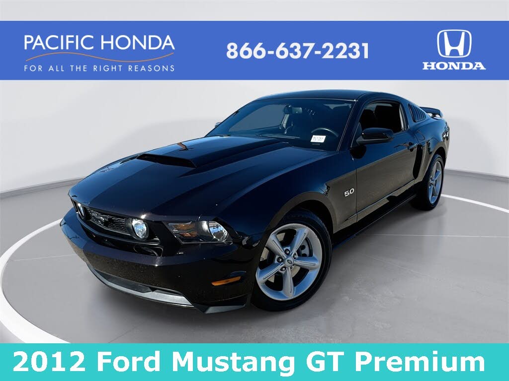 2012 Ford Mustang GT Premium Coupe RWD