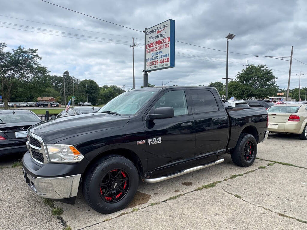 2017 RAM 1500 SLT Crew Cab 4WD