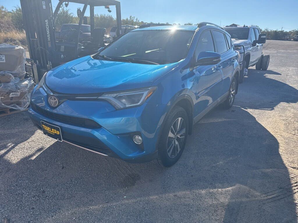 2017 Toyota RAV4 XLE