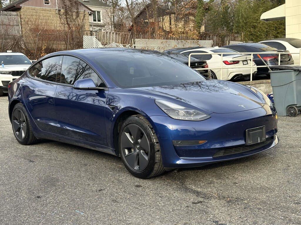 2021 Tesla Model 3 Standard Range Plus RWD