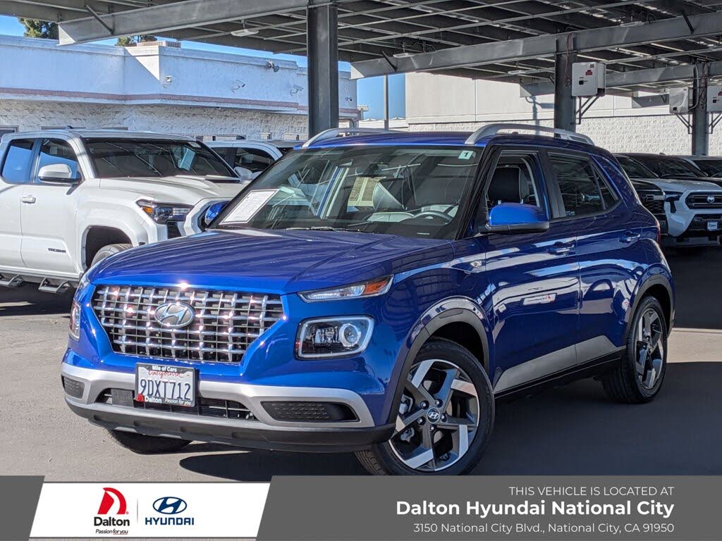 2022 Hyundai Venue Limited FWD