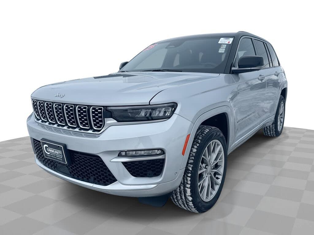 2025 Jeep Grand Cherokee Summit 4WD