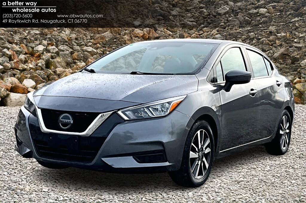 2021 Nissan Versa SV FWD