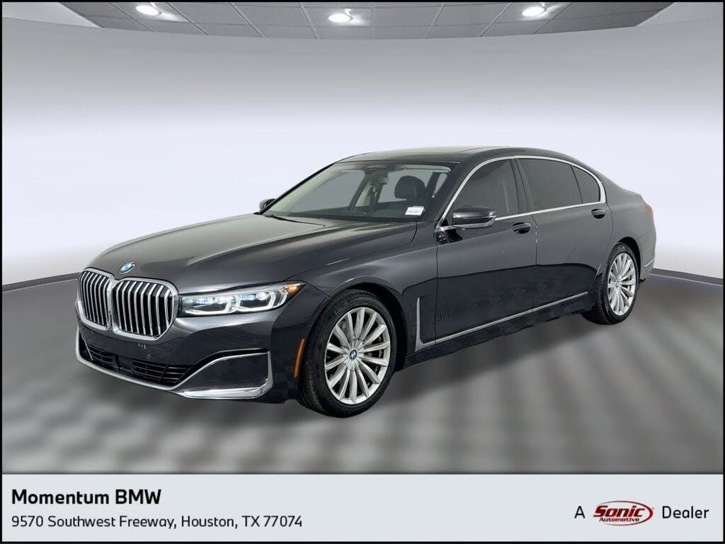 2022 BMW 7 Series 740i RWD