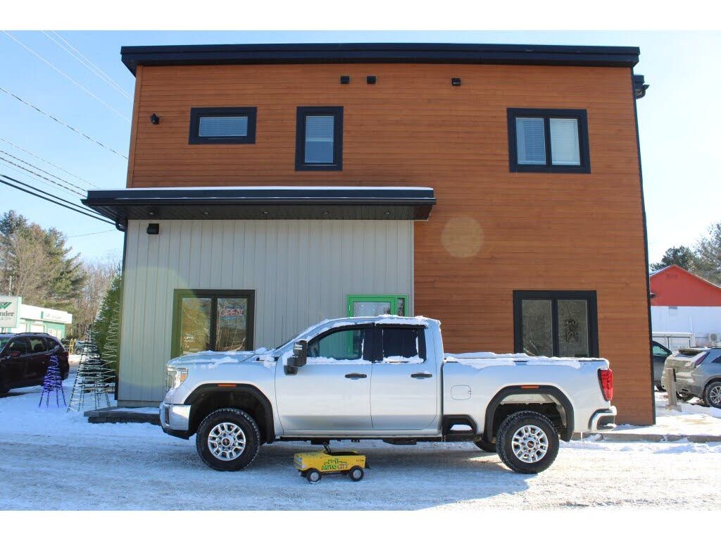 2022 GMC Sierra 2500HD Pro Double Cab 4WD