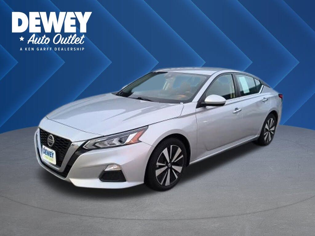 2022 Nissan Altima 2.5 SV FWD