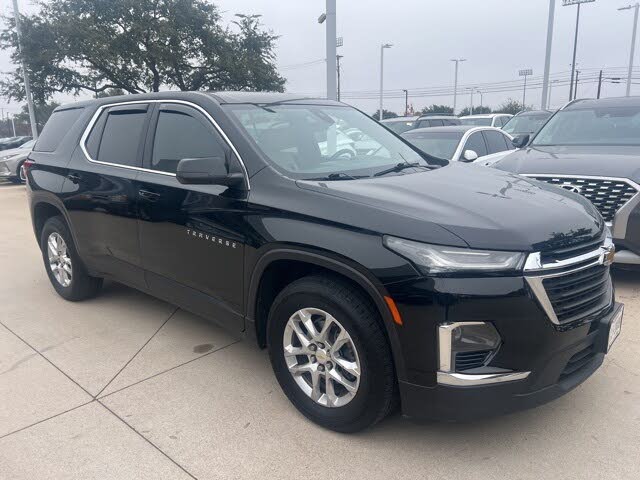 2023 Chevrolet Traverse LS FWD