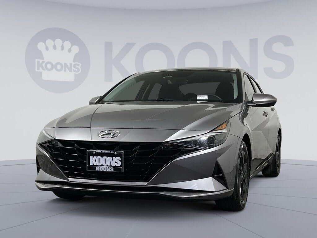 2023 Hyundai Elantra SEL FWD