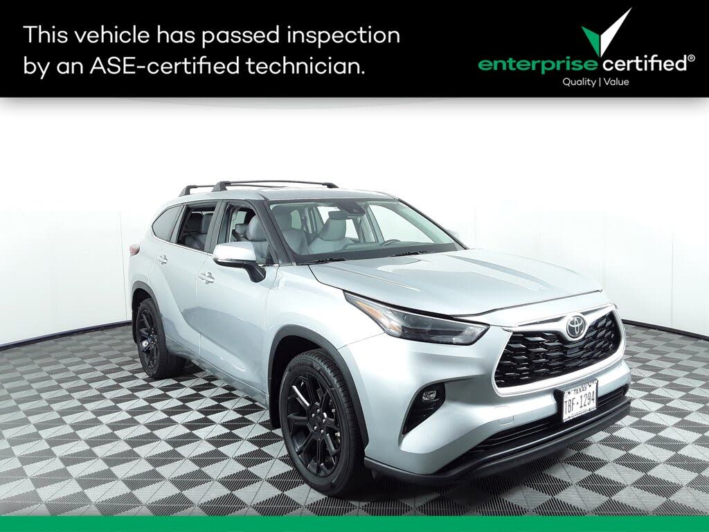 2023 Toyota Highlander LE FWD