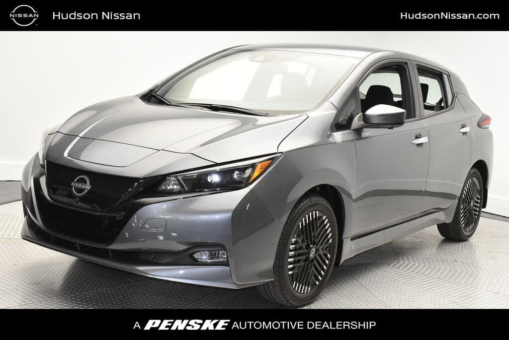 2024 Nissan LEAF SV Plus FWD