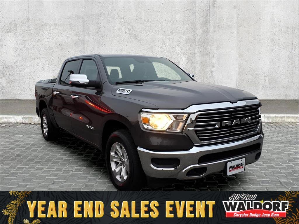 2024 RAM 1500 Laramie Crew Cab 4WD
