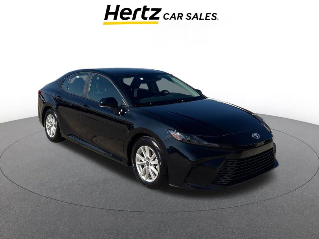 2025 Toyota Camry LE FWD