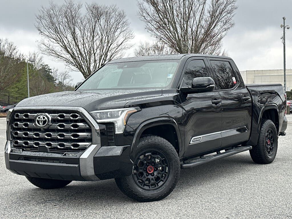 2025 Toyota Tundra Platinum CrewMax Cab 4WD