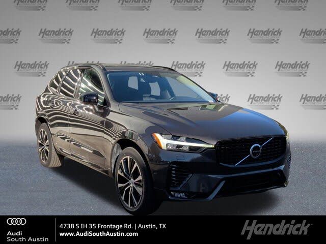 2025 Volvo XC60 B5 Plus Dark Theme AWD