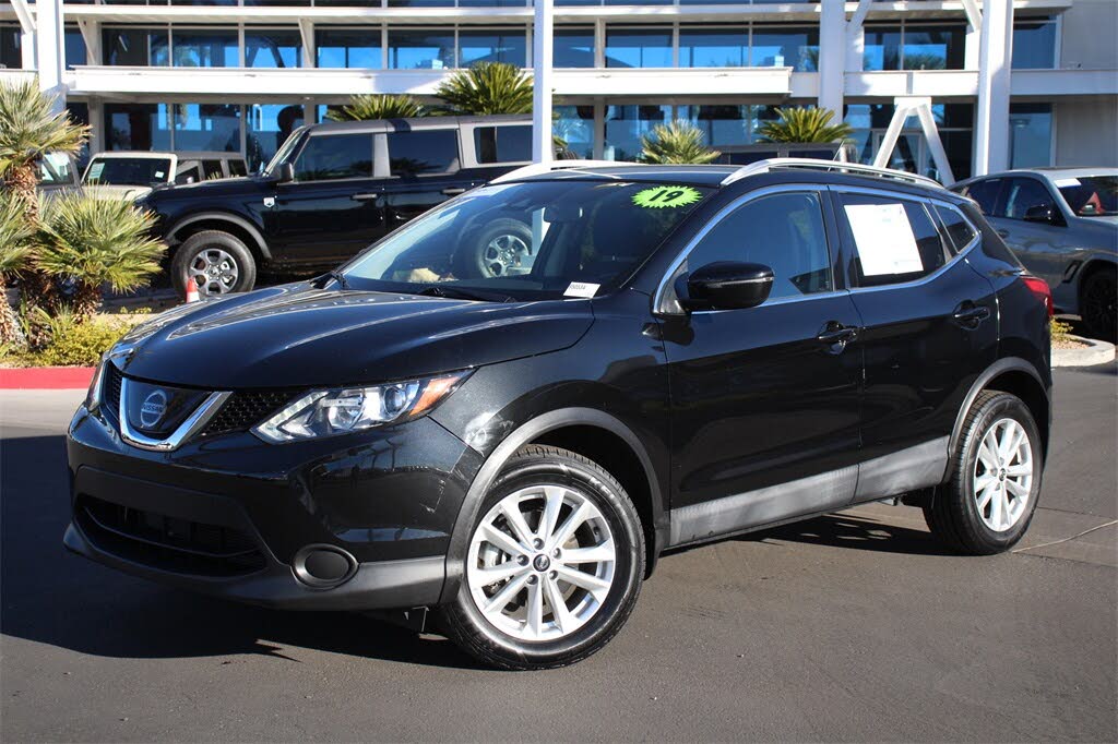 2019 Nissan Rogue Sport SV FWD