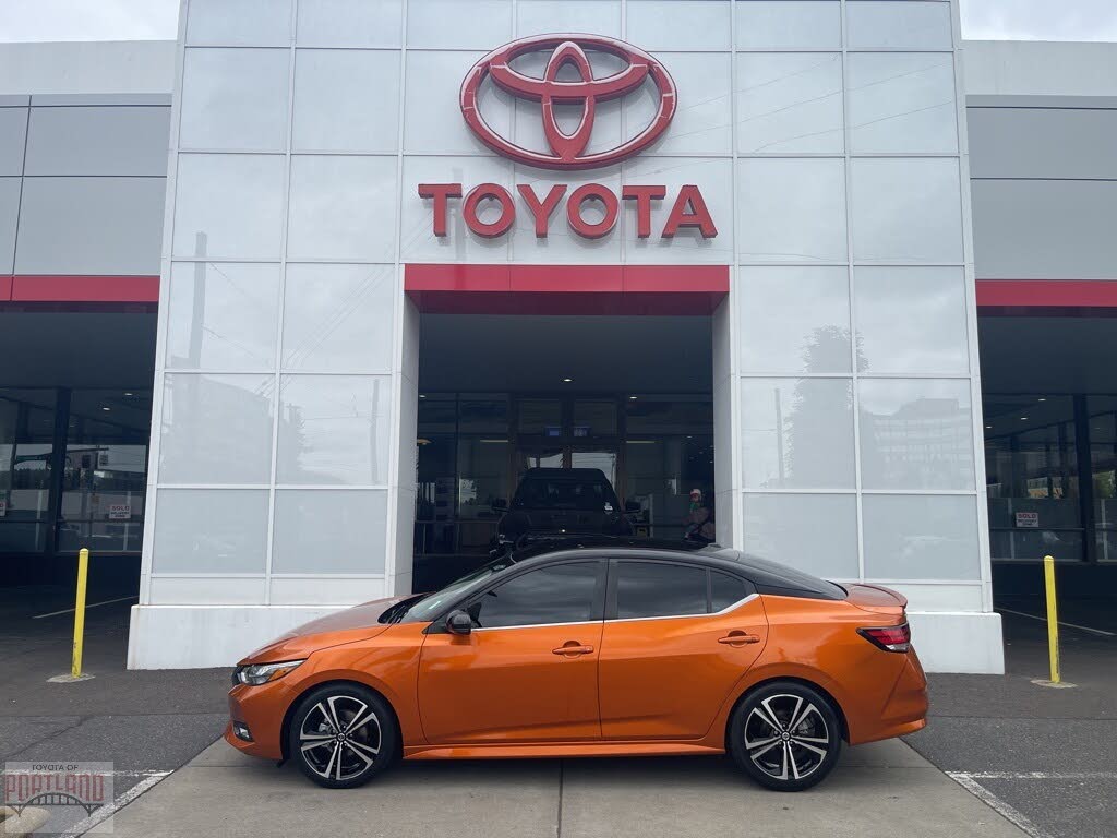 2022 Nissan Sentra SR FWD