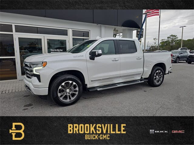 2023 Chevrolet Silverado 1500 High Country Crew Cab 4WD