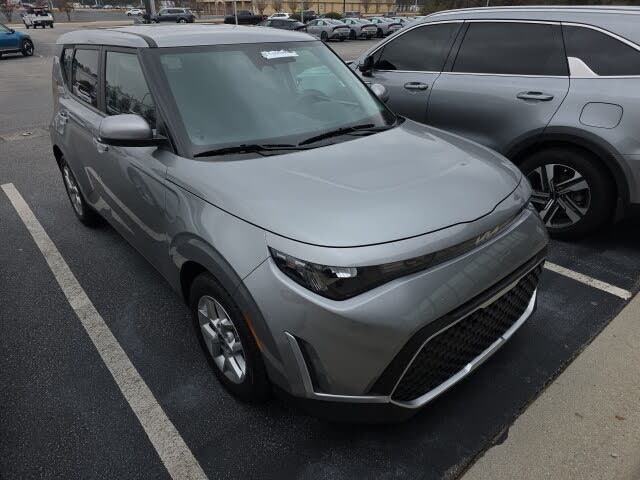 2024 Kia Soul LX FWD