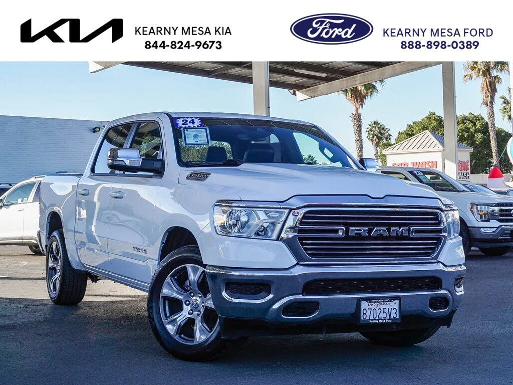 2024 RAM 1500 Laramie Crew Cab 4WD