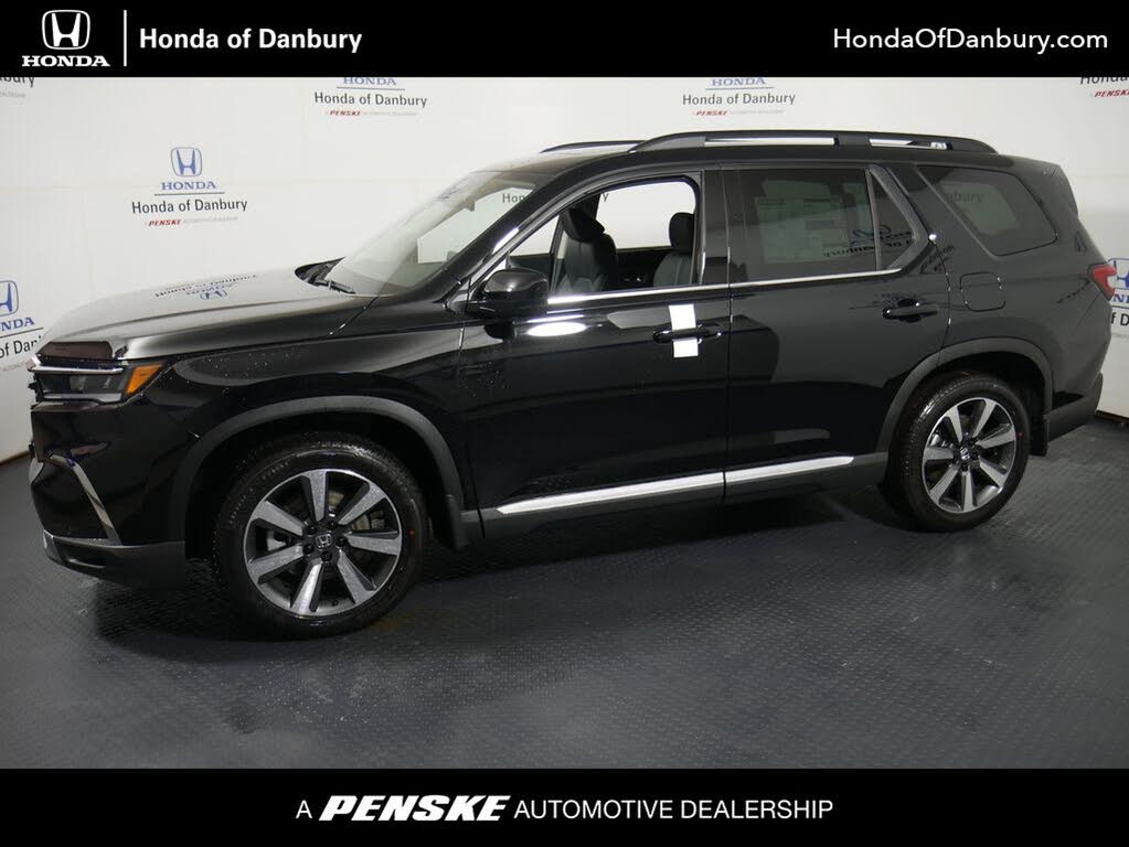 2025 Honda Pilot Touring AWD