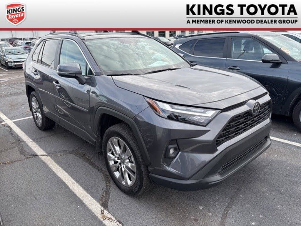 2025 Toyota RAV4 XLE Premium AWD