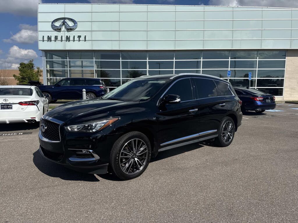 2018 INFINITI QX60 FWD